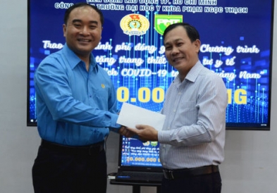 Góp yêu thương, trao tặng đồng bào Quảng Nam