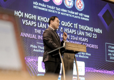 PGS-TS-BS Phạm Hiếu Liêm chia sẻ phương pháp nâng cung mày - căng da trán nội soi